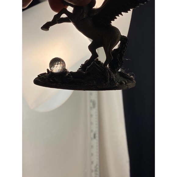 Pewter Pegasus Myth/ Magic Figurine “The Defender of the Crystal” by A G Slocomb - Picture 12 of 12